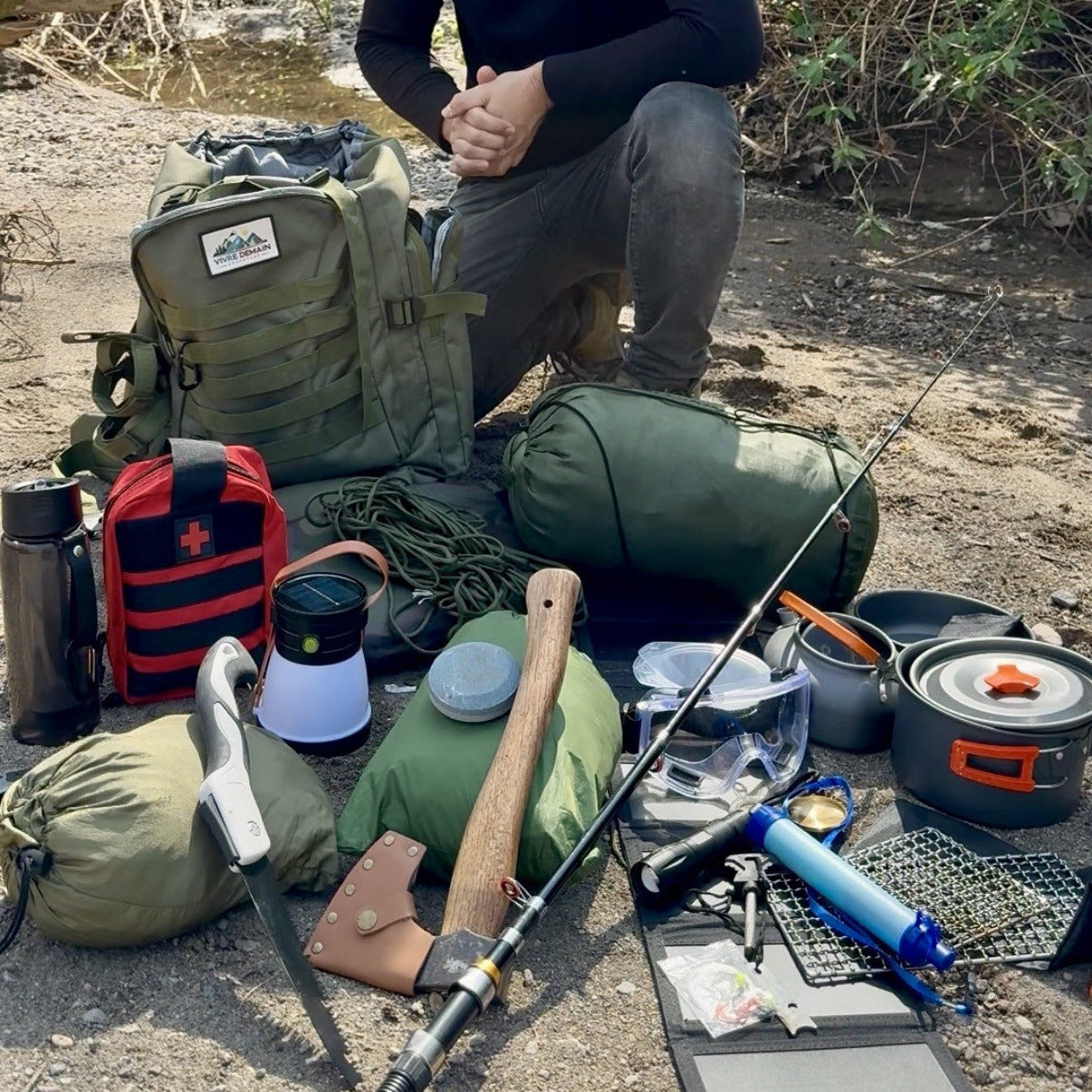 sac-urgence-kit-bushcraft-france-survie