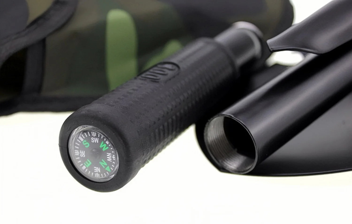 Pelle tactique militaire pour la survie