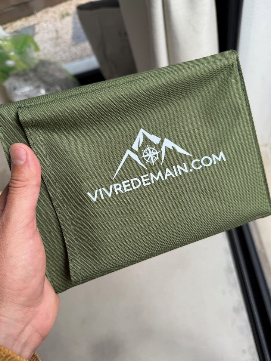 SOLAR - Panneau Solaire portable 20 watts réel Vivre Demain® vivredemain.com Solar Panels